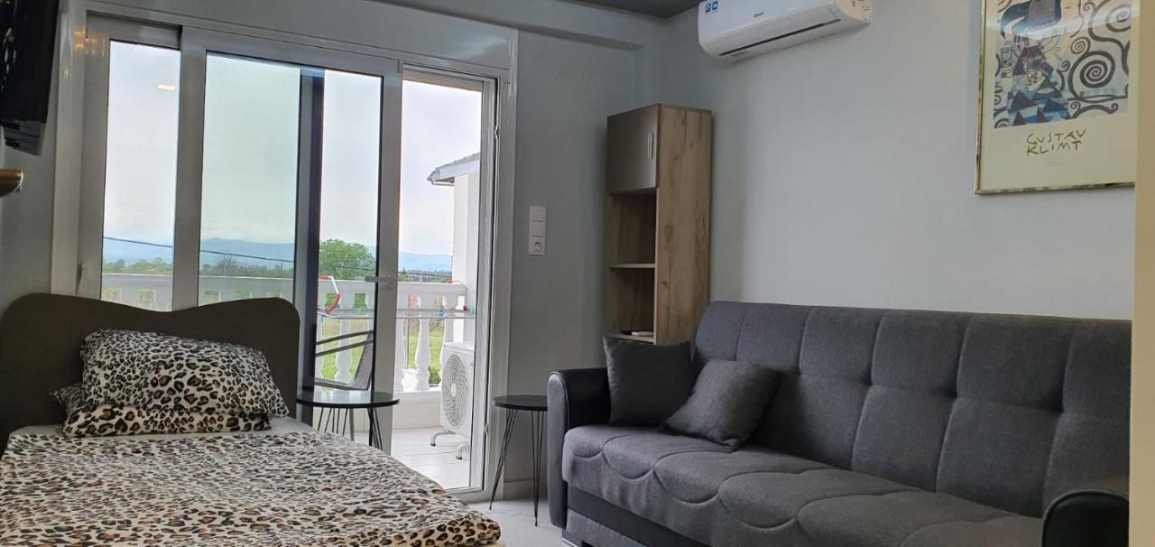 Apartmani Dedalus Paralia Katerinis Exterior photo